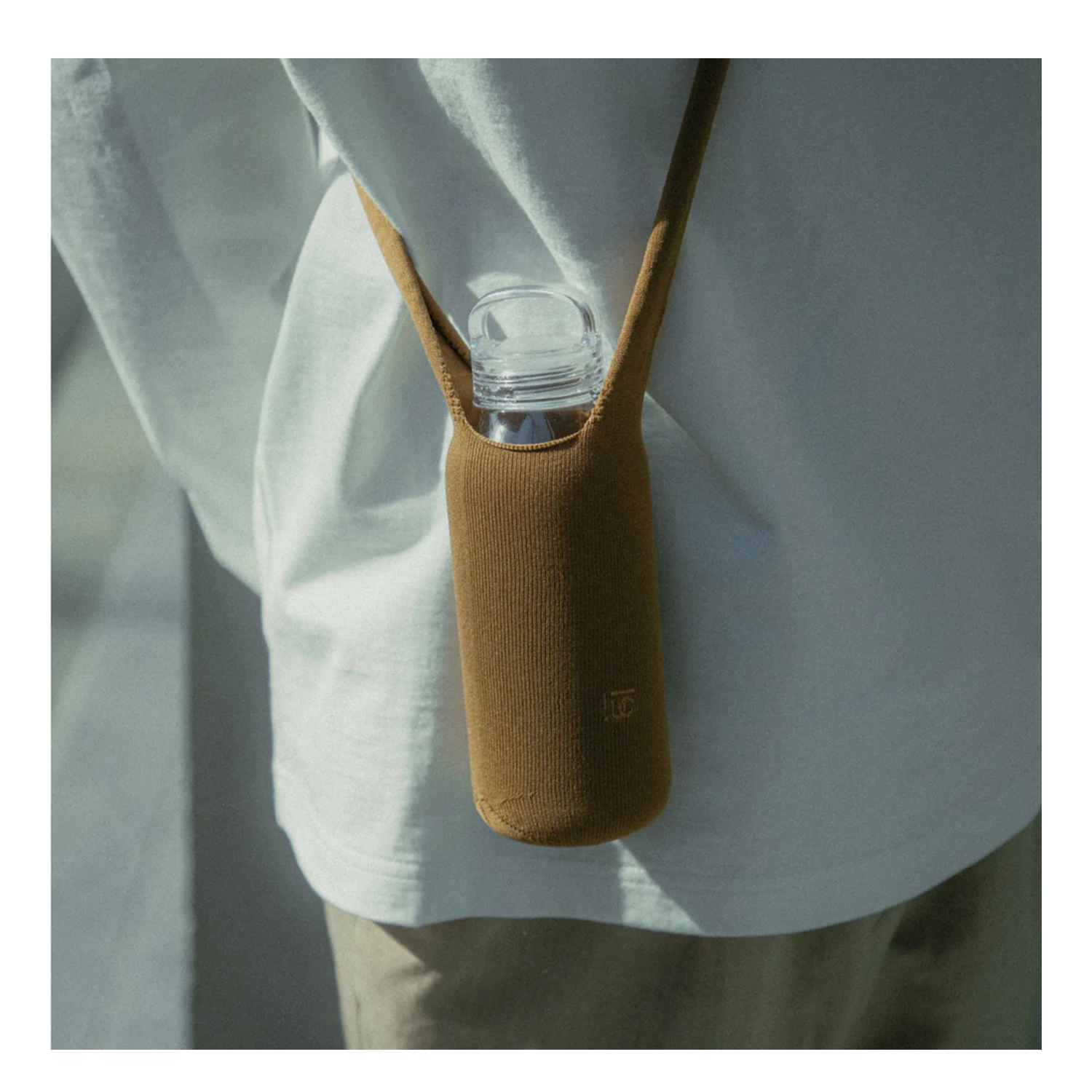 FUTO bottle sling bag Coyote